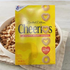 Céréales d'avoine à grains entiers grillés formes de cœur heureux - General Mills Édition limitée  8,9 oz (1 kg) – Image 2