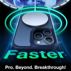 iPhone 15 Pro Max à l'envers incliné à 45 degrés et connecté à un chargeur sans fil Magsafe.
