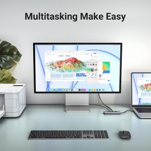 Docking station USB-C utilisée avec écran externe et PC portable